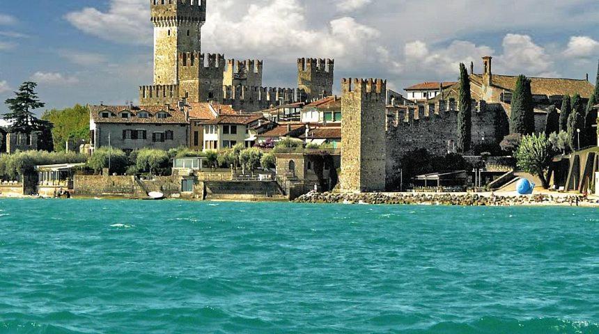 Perla Sirmione Διαμέρισμα Εξωτερικό φωτογραφία